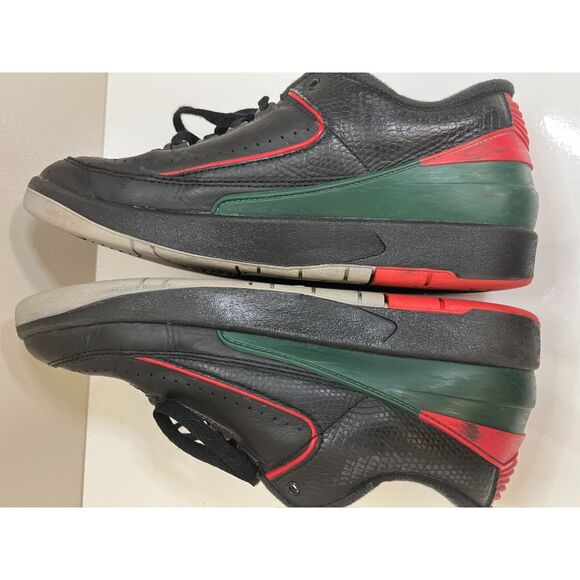 Nike Air Jordan 2 Retro Low Christmas Men's Size 9. - Picture 6 of 8
